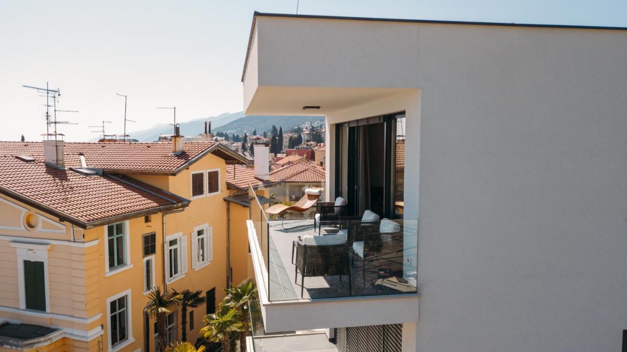 Luxury Apartment Iris Adriatica ***** Abbázia Kültér fotó
