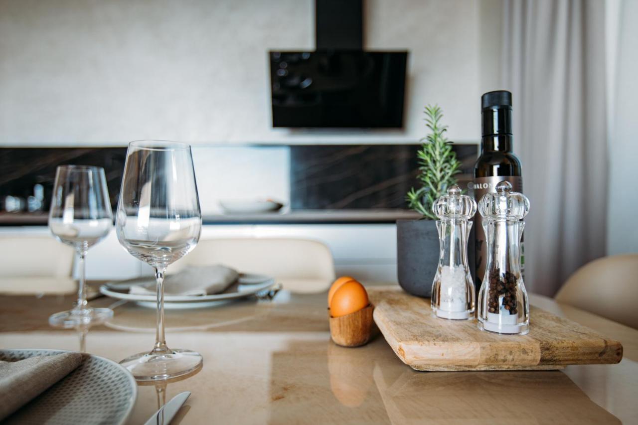 Luxury Apartment Iris Adriatica ***** Abbázia Kültér fotó