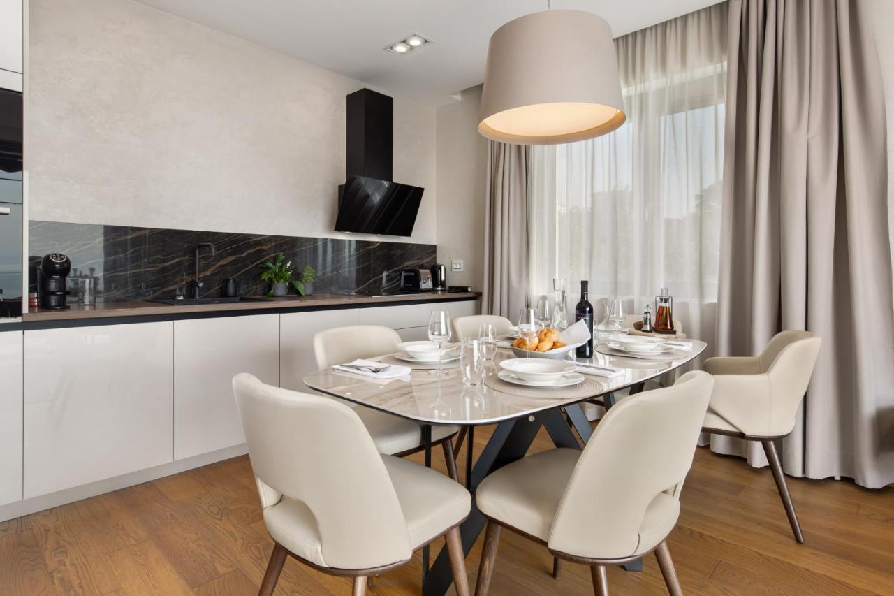 Luxury Apartment Iris Adriatica ***** Abbázia Kültér fotó