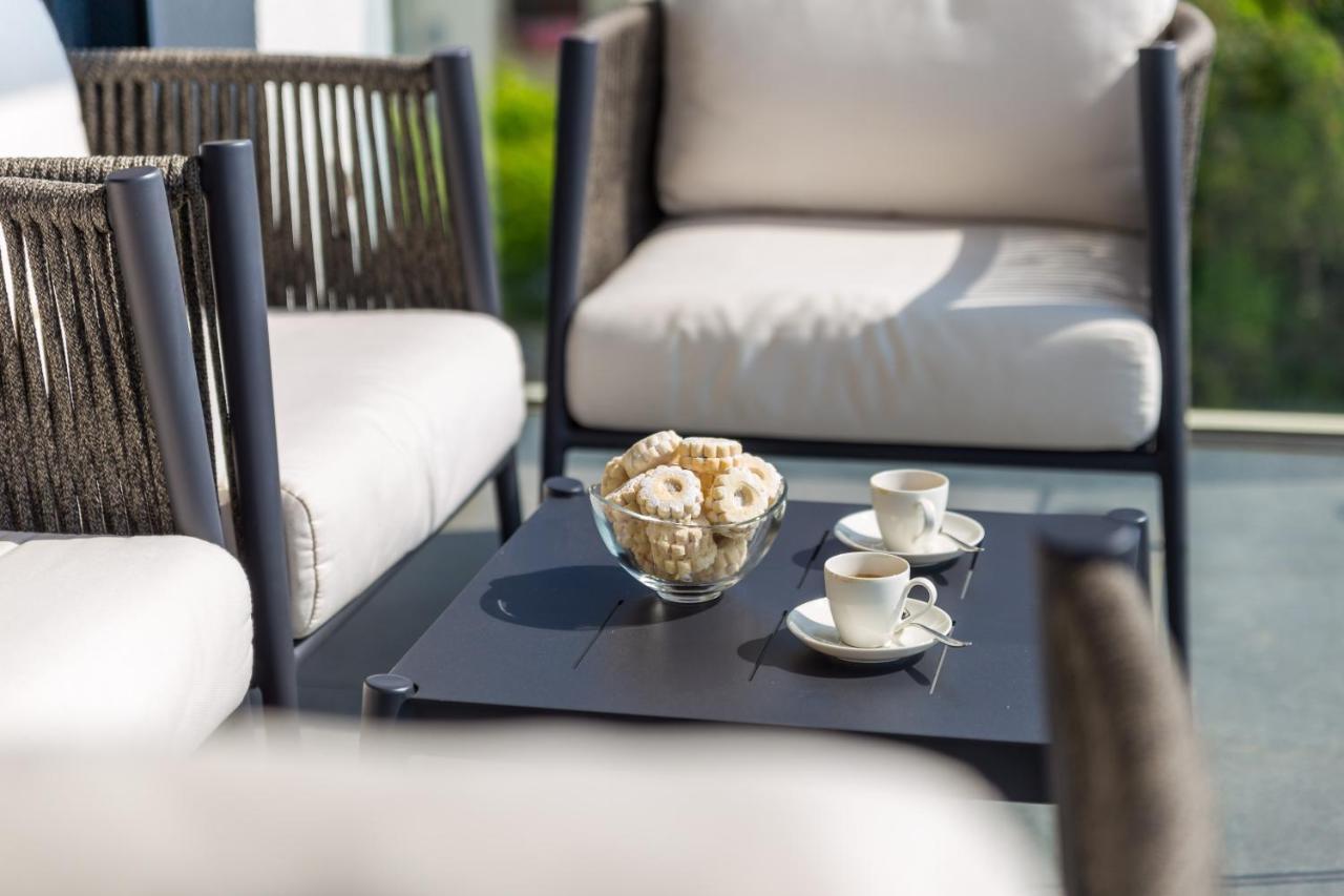 Luxury Apartment Iris Adriatica ***** Abbázia Kültér fotó