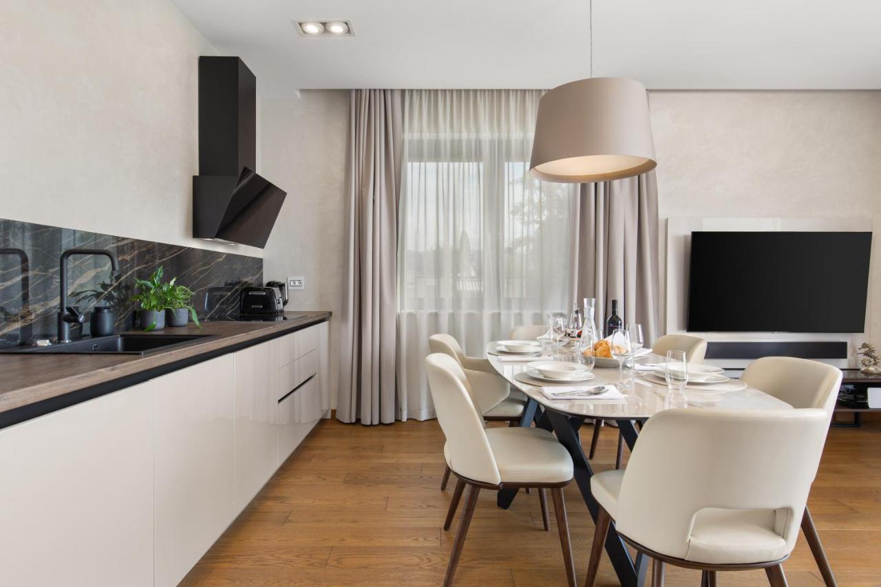 Luxury Apartment Iris Adriatica ***** Abbázia Kültér fotó